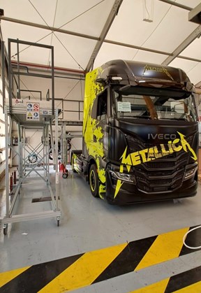 Piattaforma in alluminio e acciaio per camion