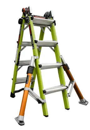 CONQUEST Scala telescopica in vetroresina