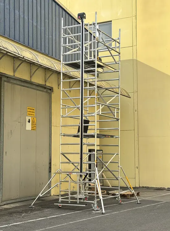 Trabattello Tempo Shuttle con sistema di sollevamento per pannelli fotovoltaici