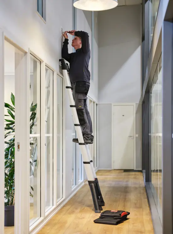 Prime Line - Scala telescopica ultracompatta