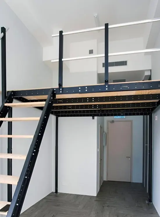 SOPPALCO IN ACCIAIO TS8 SCALA COMODA