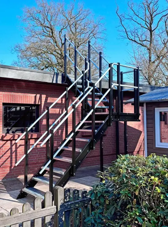 Scala Comoda 42° con pianerottolo 