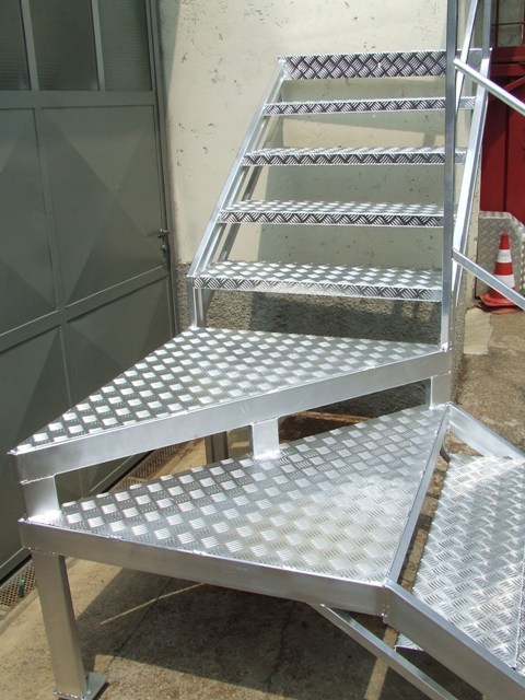 Scale accesso fisse in alluminio per esterni 