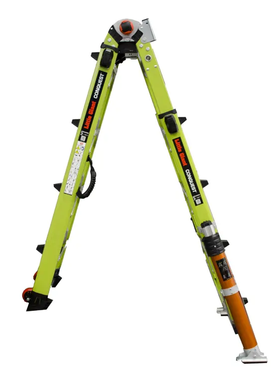 CONQUEST Scala telescopica in vetroresina