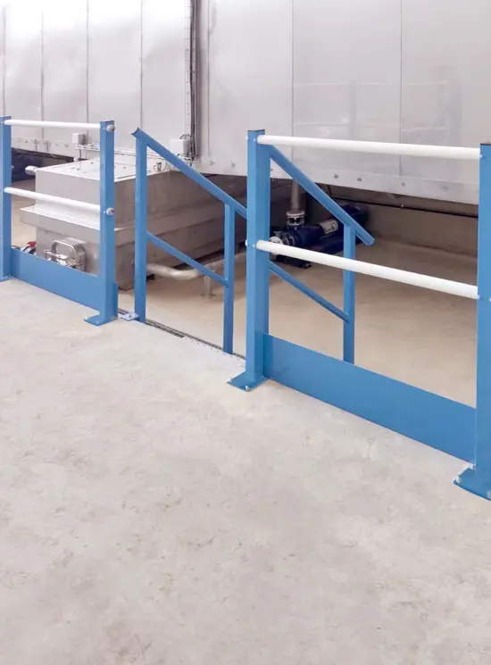 BALAUSTRA UNIVERSALE CON FERMAPIEDI cm 110