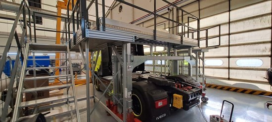 Piattaforma in alluminio e acciaio per camion