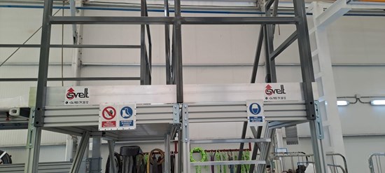 Piattaforma in alluminio e acciaio per camion