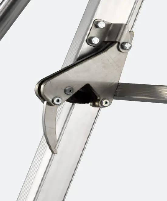 Scala aerea telescopica da appoggio