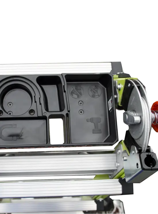 CONQUEST Scala telescopica in vetroresina