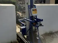 Zelfrijdende rupsdrager