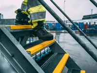 ANTISLIPBEKLEDING VOOR TREDEN