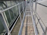 Loopbruggen voor daken en daken