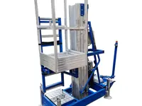 Kistenlifters met gemotoriseerd wiel