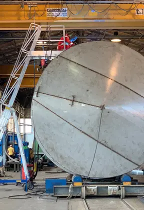 Verstelbaar platform voor ferrules en ketels