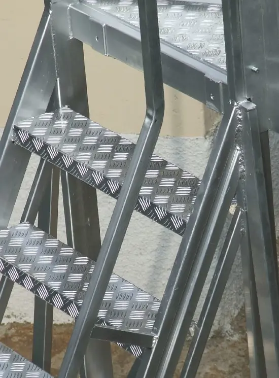 Platform voor voertuigonderhoud