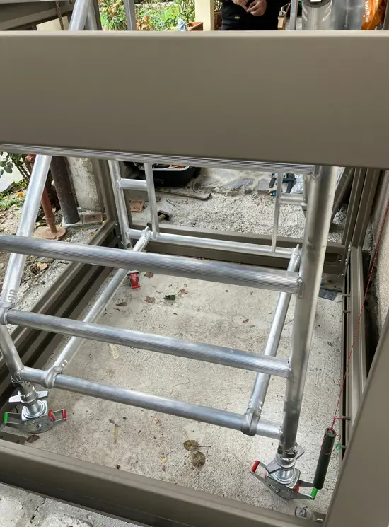 Steiger voor liftschachten