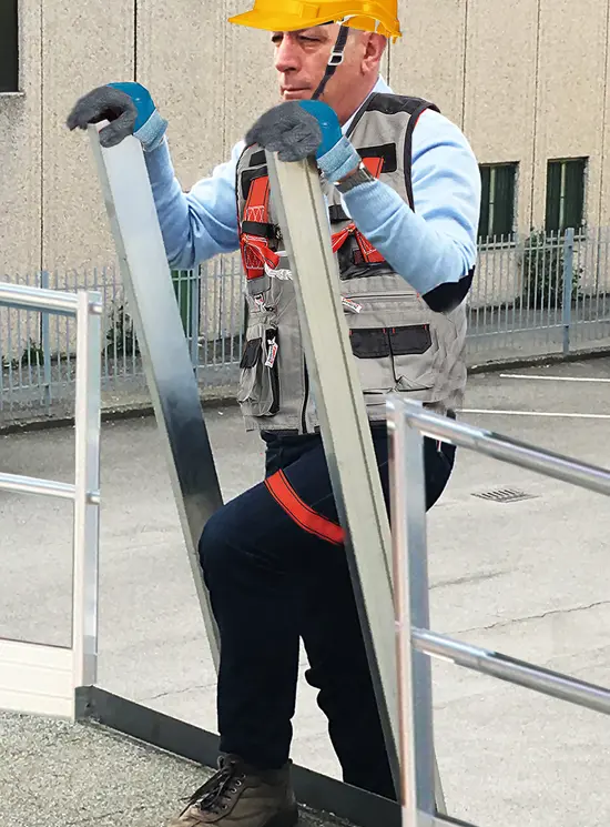 Toegangsladder voor daken en daken