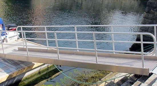 Passerelle per imbarcazioni