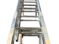 Драбина для свердловин і люків